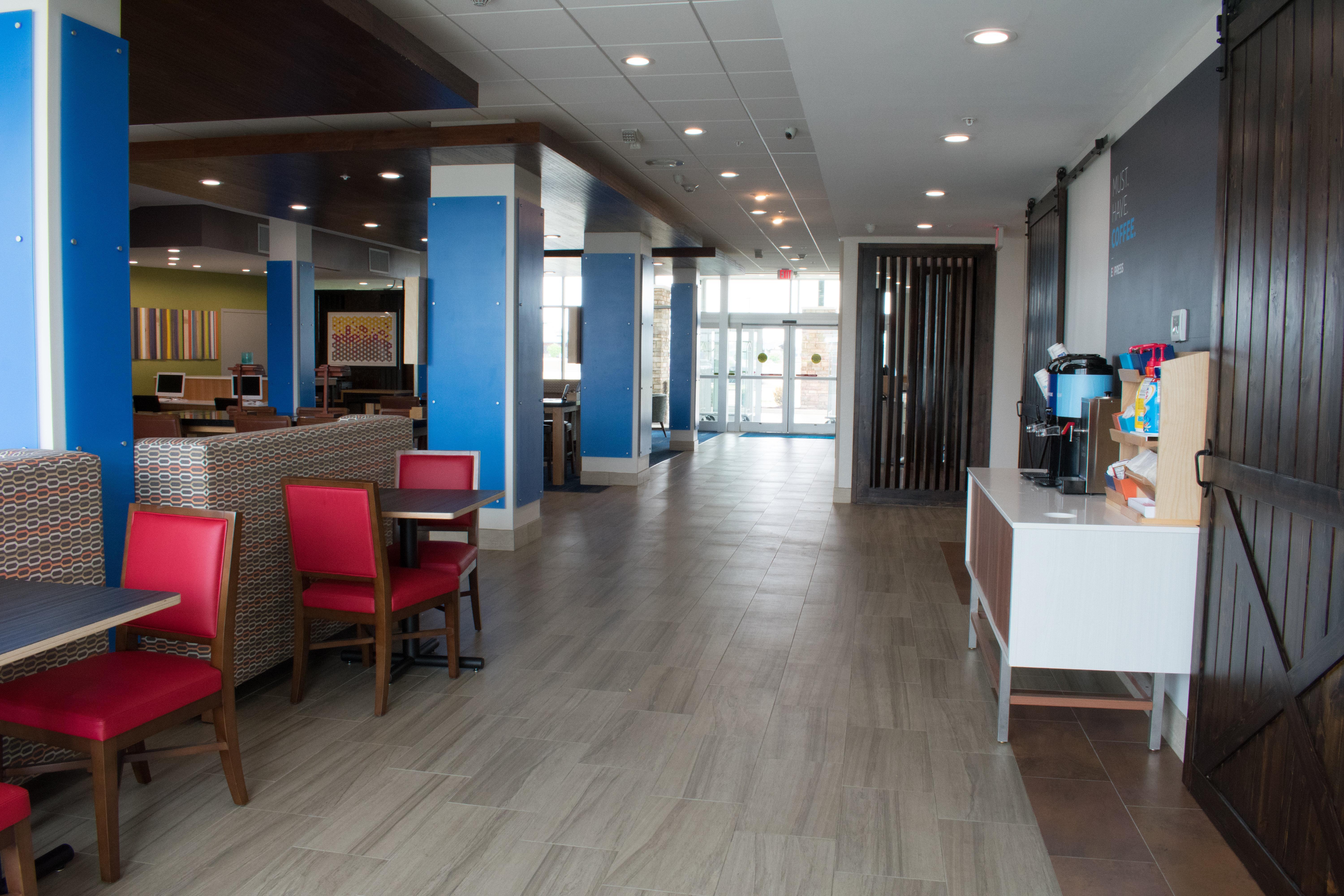 Holiday Inn Express & Suites West Memphis By Ihg Exterior foto